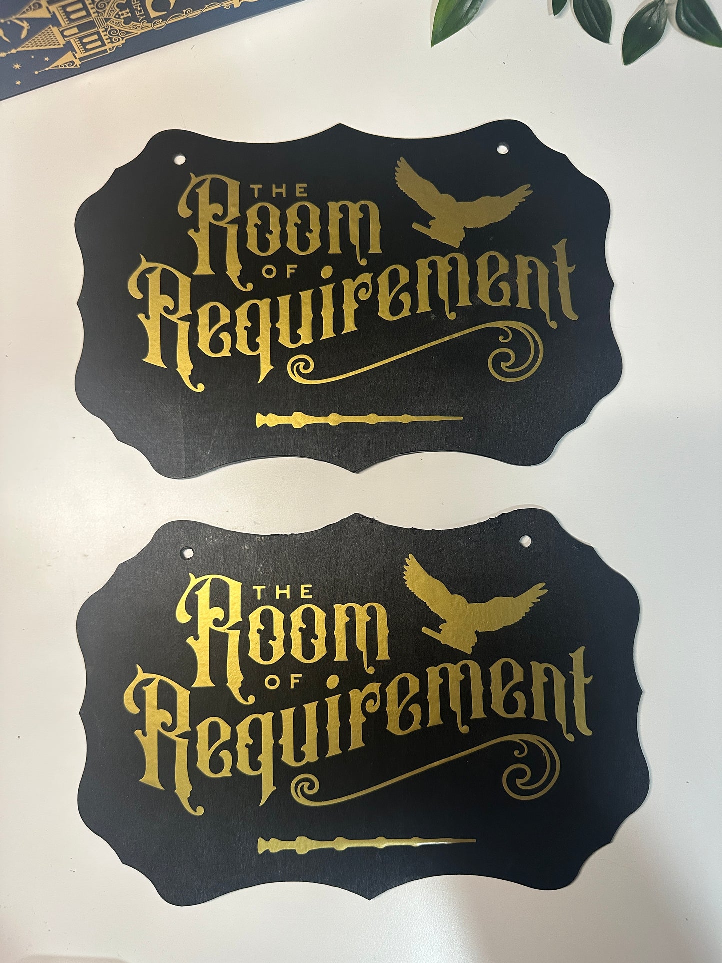 Room of requirement sign
