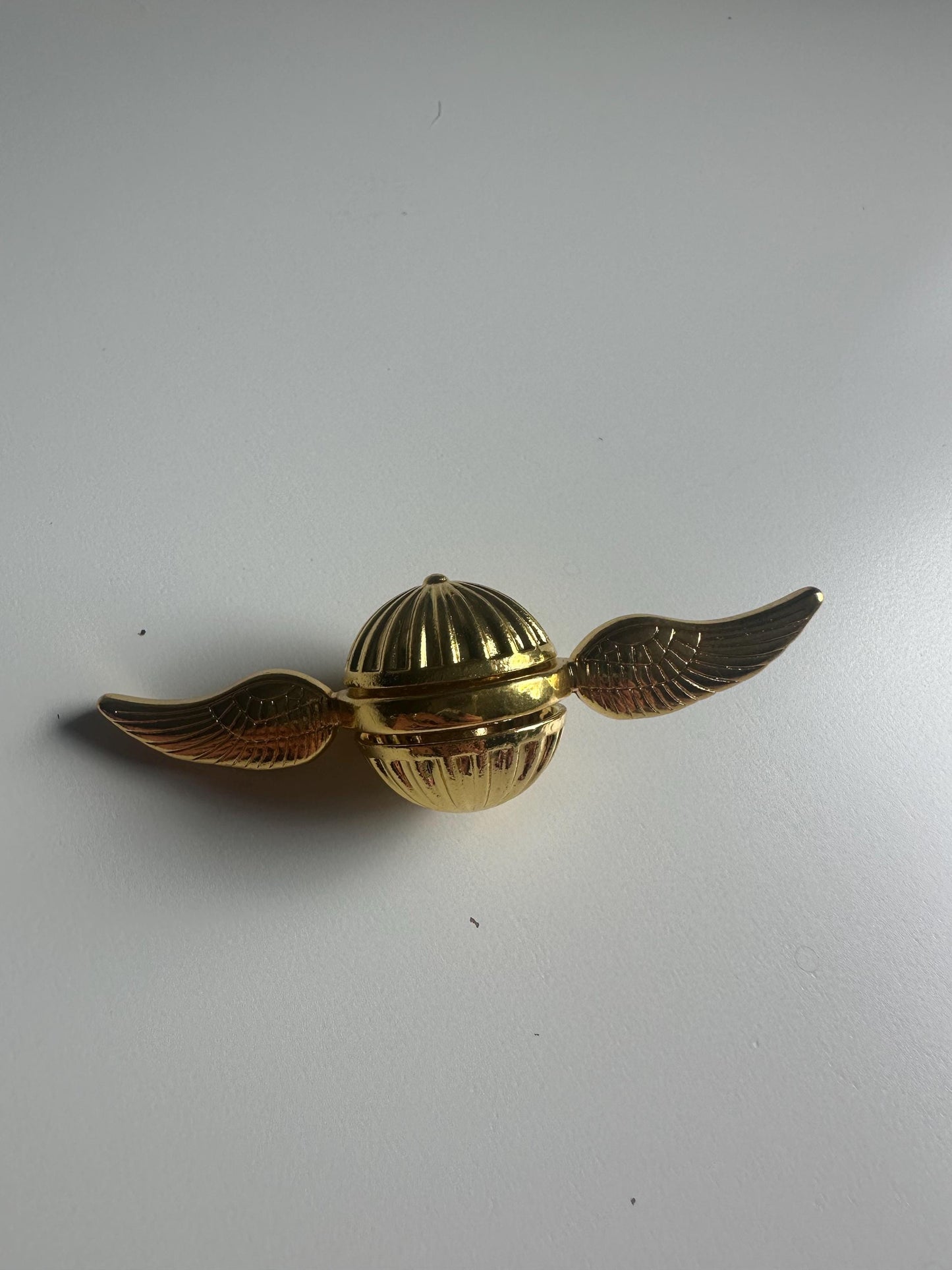 Fidget spinner snitch - fidget toys