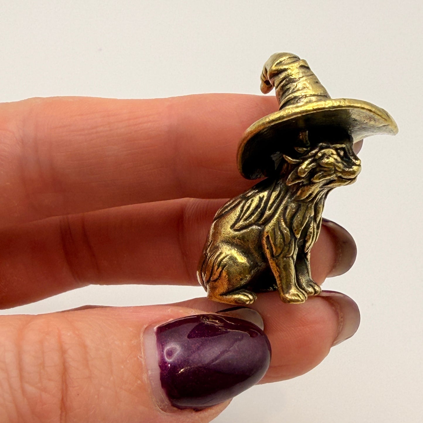 Wizard Cat Paperweight – Magical Desk Decor | Witch Hat Figurine