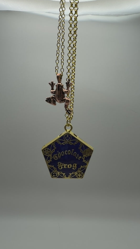 Chocolate Frog Necklace Set – Magical Pendant & Candy Box | Fantasy Jewelry