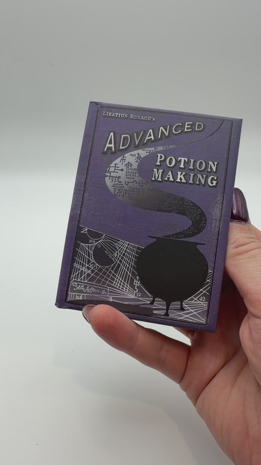 Mini Potion Book – Wizard Spellbook Replica | Fantasy Collectible